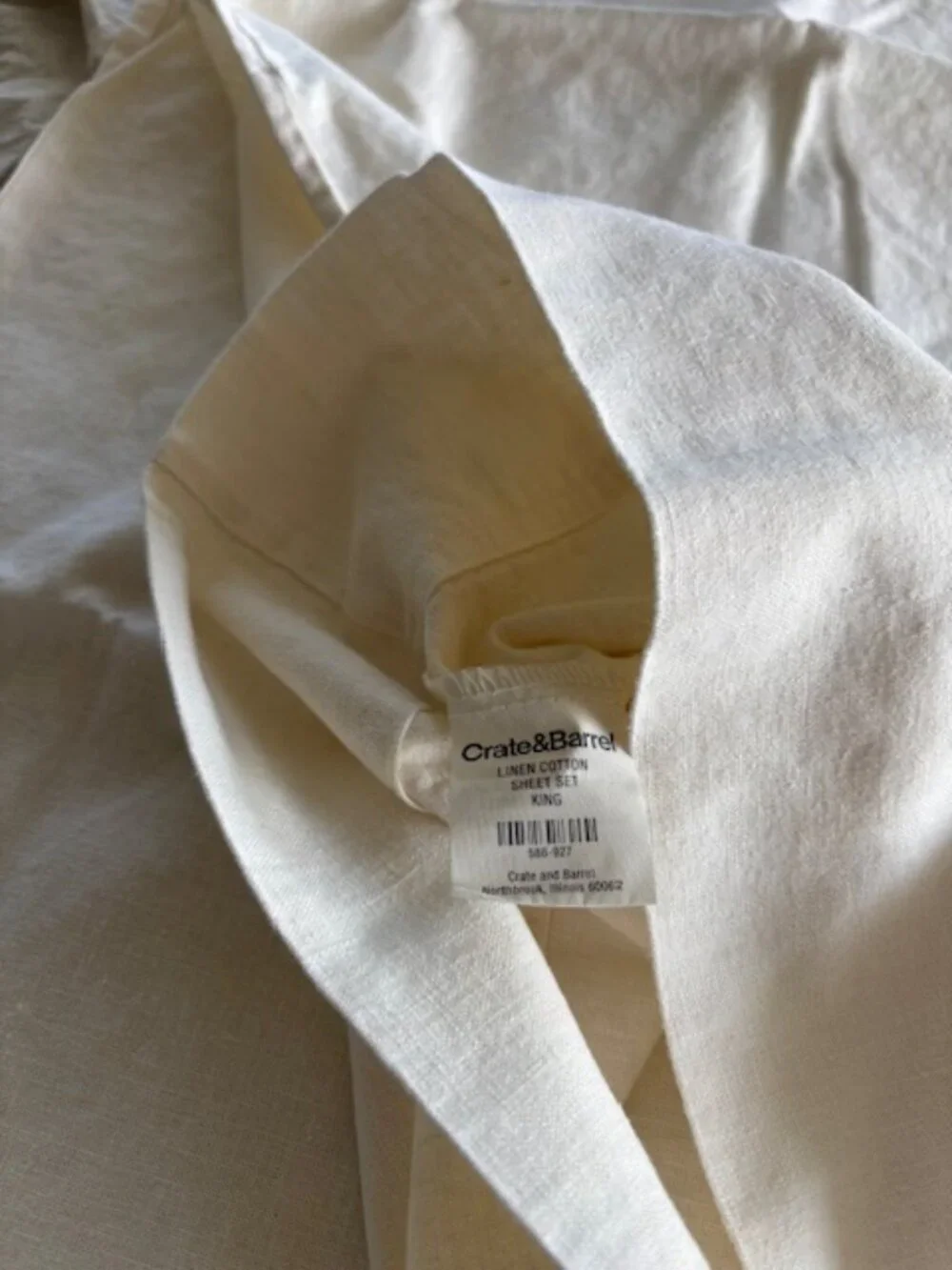 NEW Crate & Barrel King Ivory Linen pillowcases - REDUCED! Set of two.